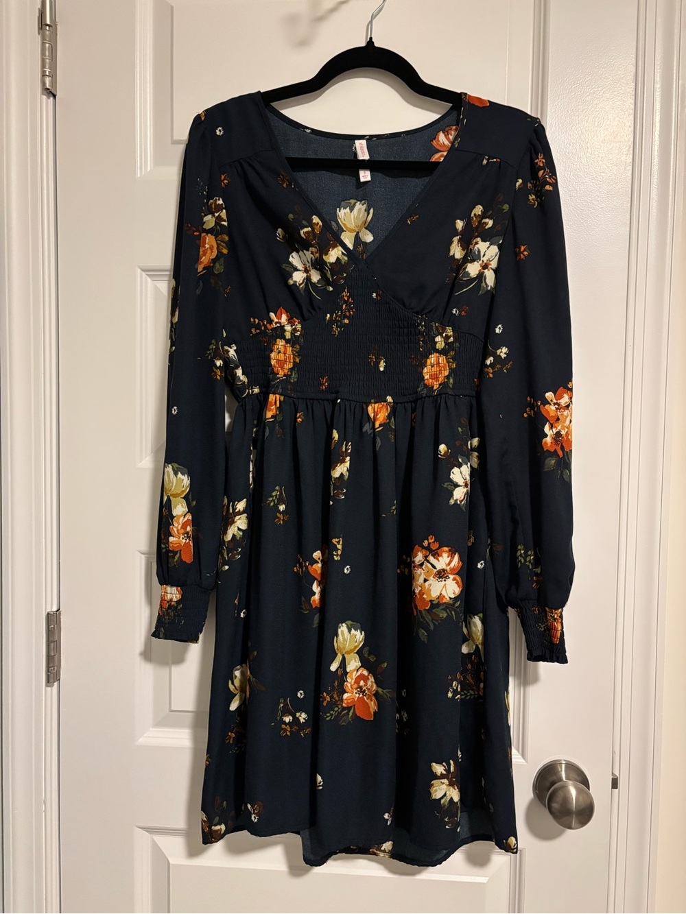 Xhilaration Floral Smocked V-Neck Long Balloon Sleeve Dress Navy S